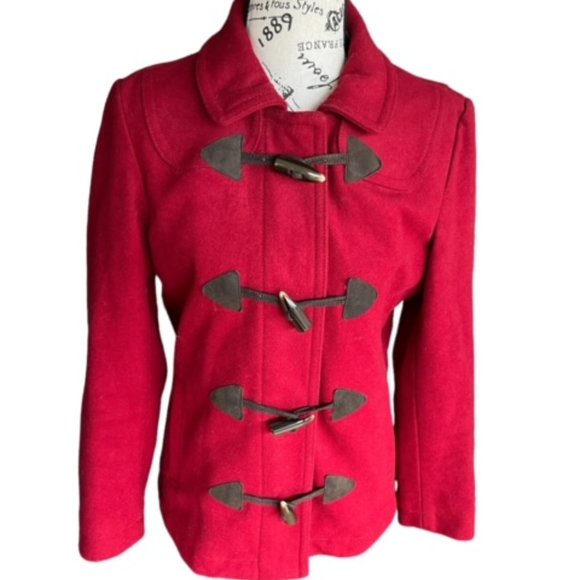 GAP - Picture 2 of 4